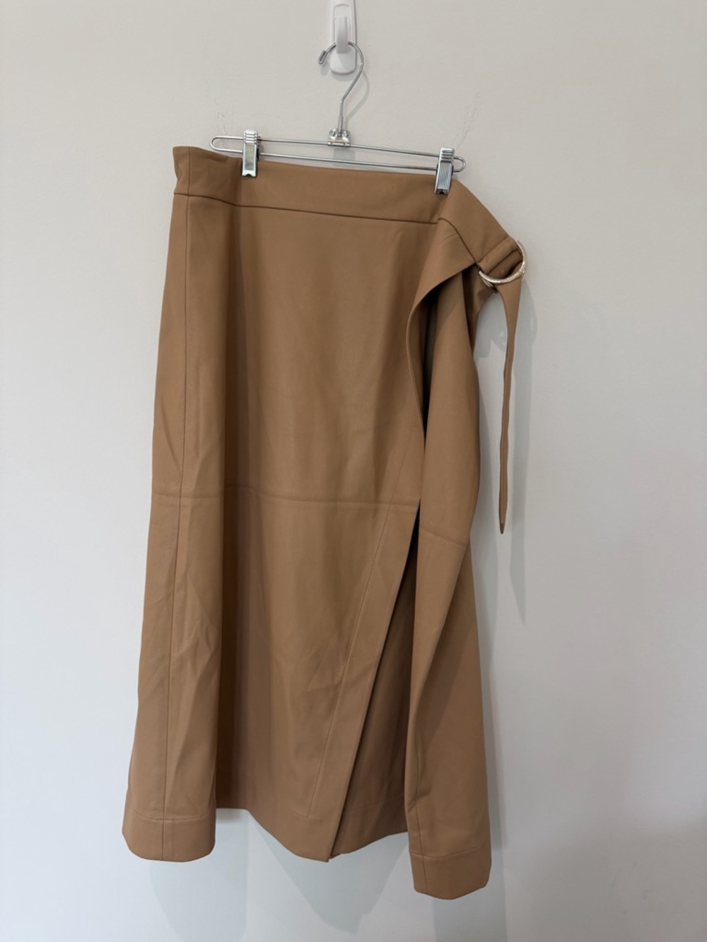 Ted Baker Faux Leather Camel Wrap Midi Skirt — Size 6 (US 14) - Picture 8 of 13